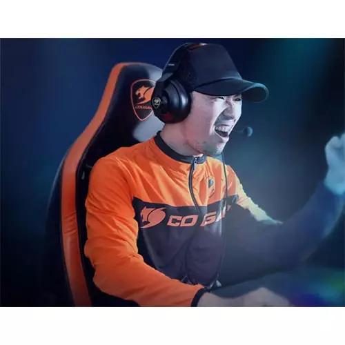 Cougar SPIRIT Ultra-Light Gaming Jacket