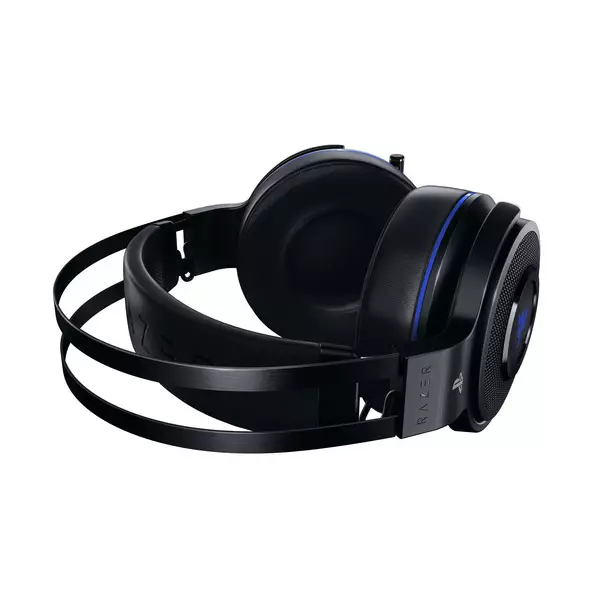 Razer Thresher 7.1 Wireless Surround Headset for PlayStation4 & PC-gallery-3