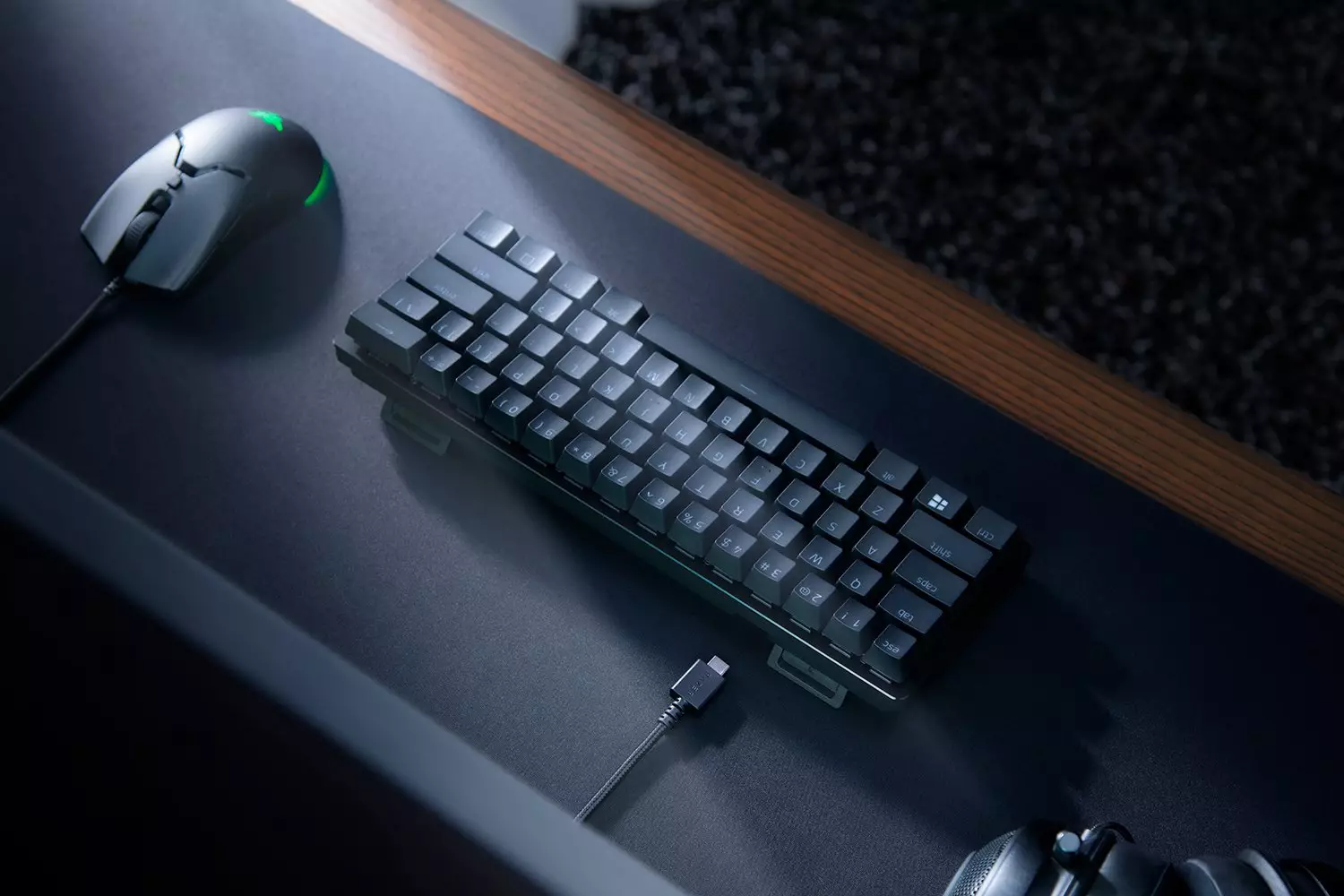 Razer Huntsman Mini Optical Gaming Keyboard (Clicky Purple Switch)-3