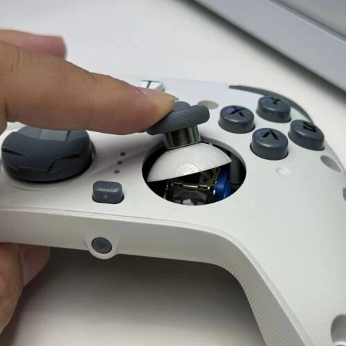 ThundeRobot G50 8K HotSwap Gamepad With Dock - 2
