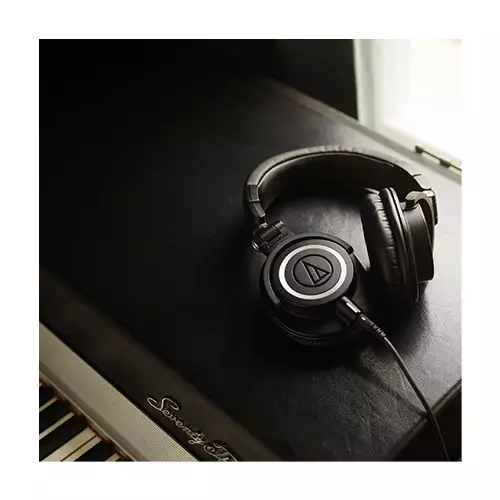 Audio technica ATH-M50x Professional Studio Monitor Headphone-3