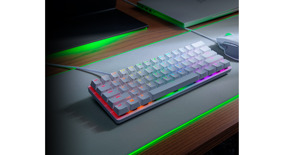 Razer Huntsman Mini Optical Gaming Keyboard (Clicky Purple Switch)
