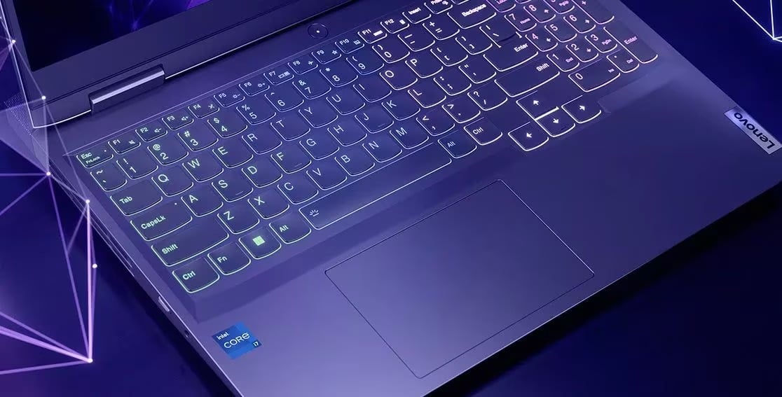 LENOVO LOQ 15IRH8 laptop