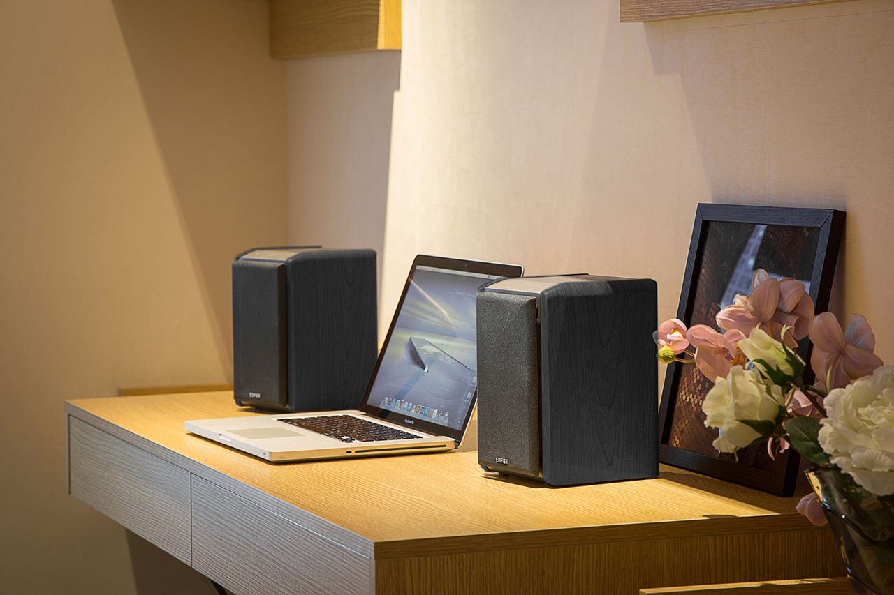 Edifier R1010BT Bookshelf Bluetooth Speaker Price in Bangladesh